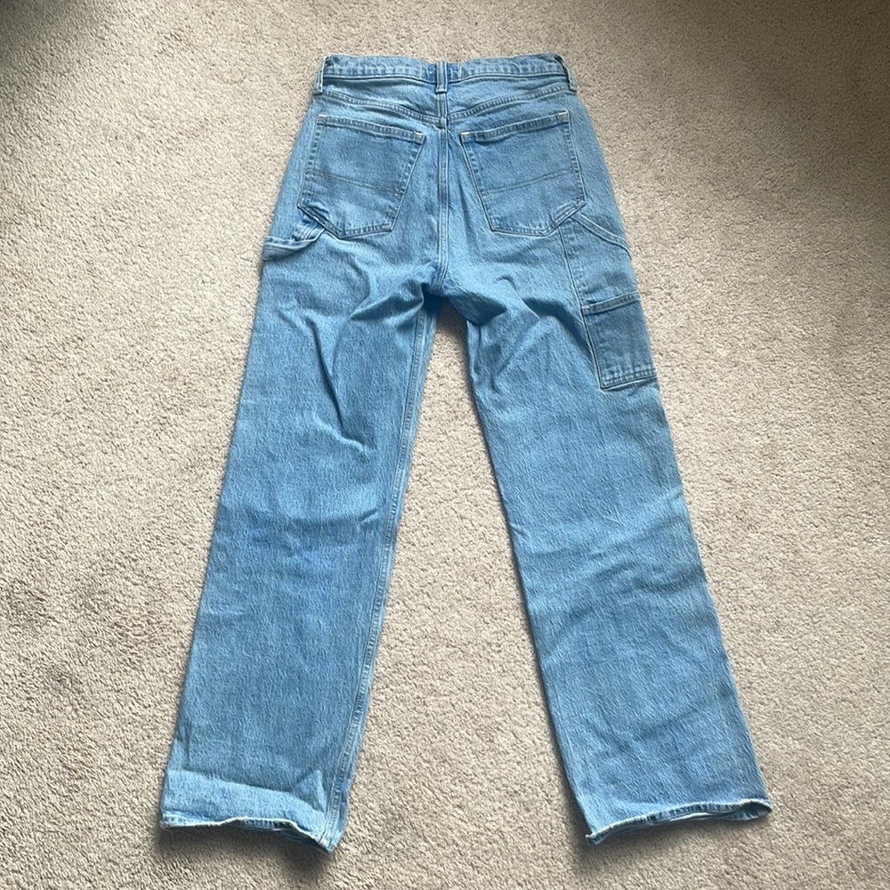 Abercrombie Carpenter Style 90’s Relaxed Straight High Rise - 28R